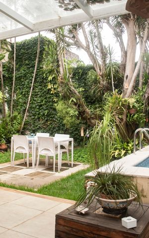 Casa à venda com 370m², 3 quartos e 2 vagasJardim/Piscina