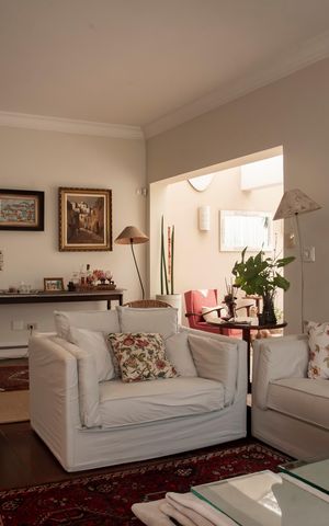 Casa à venda com 370m², 3 quartos e 2 vagasSala