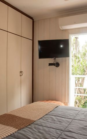 Casa à venda com 370m², 3 quartos e 2 vagasSuíte