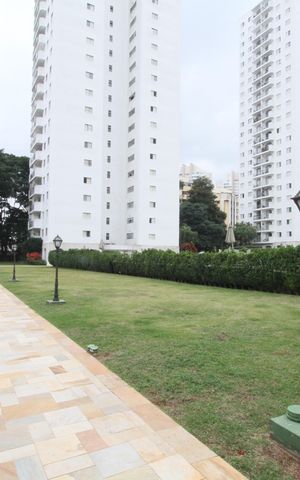 Apartamento à venda com 75m², 3 quartos e 1 vagaÁrea comum