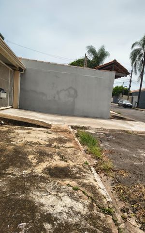 Casa para alugar com 130m², 3 quartos e 3 vagas