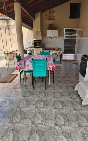 Casa para alugar com 130m², 3 quartos e 3 vagas