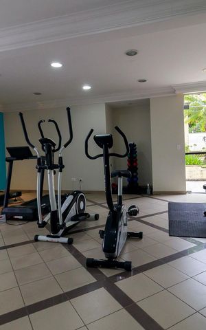 Apartamento à venda com 96m², 3 quartos e 2 vagas Apartamento à venda com 96m², 3 quartos e 2 vagasAcademia