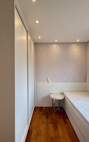 Apartamento à venda com 200m², 3 quartos e 4 vagas Apartamento à venda com 200m², 3 quartos e 4 vagasSuíte 2