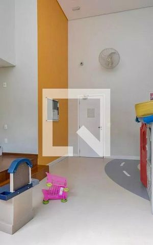 Apartamento à venda com 200m², 3 quartos e 4 vagas Apartamento à venda com 200m², 3 quartos e 4 vagasBrinquedoteca