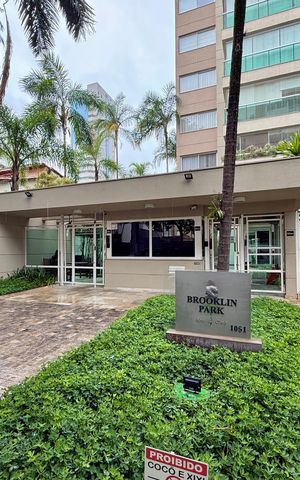 Apartamento à venda com 200m², 3 quartos e 4 vagas Apartamento à venda com 200m², 3 quartos e 4 vagasFachada