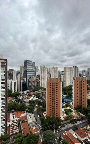 Apartamento à venda com 200m², 3 quartos e 4 vagas Apartamento à venda com 200m², 3 quartos e 4 vagasVista Suíte 2