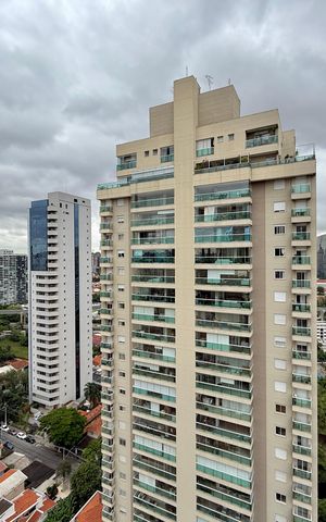 Apartamento à venda com 200m², 3 quartos e 4 vagas Apartamento à venda com 200m², 3 quartos e 4 vagasVista Suíte 3