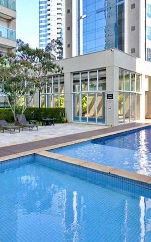 Apartamento à venda com 200m², 3 quartos e 4 vagas Apartamento à venda com 200m², 3 quartos e 4 vagasPiscina