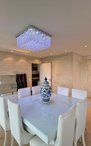 Apartamento à venda com 200m², 3 quartos e 4 vagas Apartamento à venda com 200m², 3 quartos e 4 vagasSala