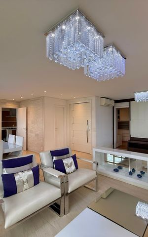 Apartamento à venda com 200m², 3 quartos e 4 vagas Apartamento à venda com 200m², 3 quartos e 4 vagasSala
