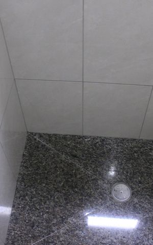 Casa à venda com 219m², 4 quartos e 4 vagasBanheiro social 
