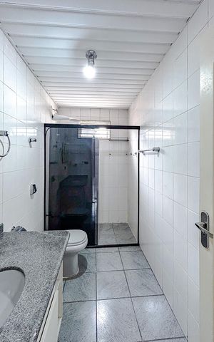 Casa de condomínio à venda com 108m², 4 quartos e 1 vagaBanheiro