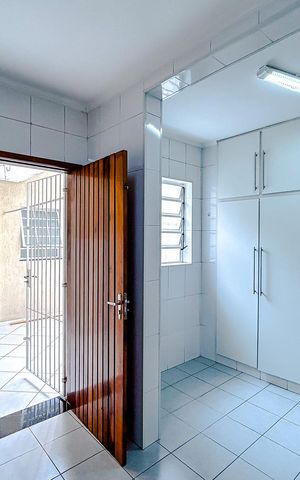 Casa de condomínio à venda com 108m², 4 quartos e 1 vagaCozinha
