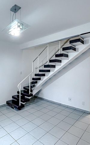 Casa de condomínio à venda com 108m², 4 quartos e 1 vagaSala