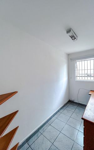 Casa de condomínio à venda com 108m², 4 quartos e 1 vagaQuarto 3