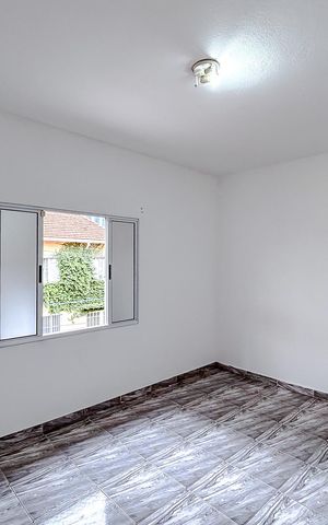Casa de condomínio à venda com 108m², 4 quartos e 1 vagaQuarto 1