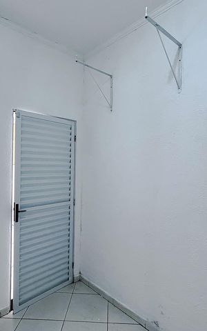 Casa de condomínio à venda com 108m², 4 quartos e 1 vagaQuarto de Serviço