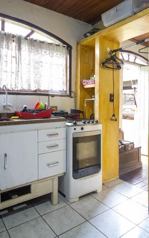 Casa à venda com 450m², 3 quartos e 5 vagas Casa à venda com 450m², 3 quartos e 5 vagasSala Casa 2