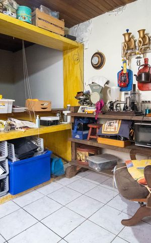 Casa à venda com 450m², 3 quartos e 5 vagas Casa à venda com 450m², 3 quartos e 5 vagasSala Casa 2