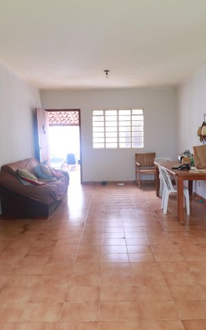 Casa para alugar com 1600m², 4 quartos e 12 vagasSala