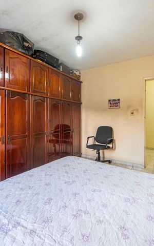 Casa à venda com 259m², 2 quartos e 2 vagas Casa à venda com 259m², 2 quartos e 2 vagasQuarto 2