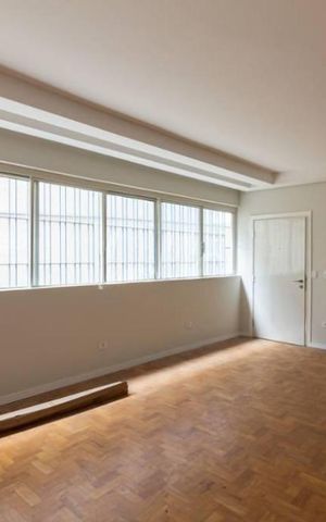 Apartamento à venda com 133m², 2 quartos e 1 vaga Apartamento à venda com 133m², 2 quartos e 1 vagaSala