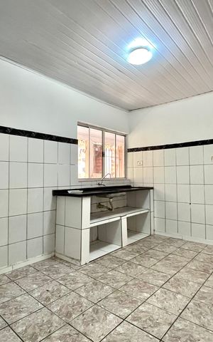 Casa para alugar com 60m², 2 quartos e sem vaga Casa para alugar com 60m², 2 quartos e sem vagaCozinha