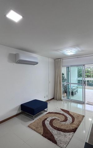 Apartamento à venda com 112m², 3 quartos e 1 vaga Apartamento à venda com 112m², 3 quartos e 1 vagaSala