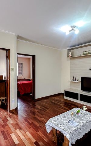 Casa à venda com 400m², 4 quartos e 3 vagas Casa à venda com 400m², 4 quartos e 3 vagasSala 2