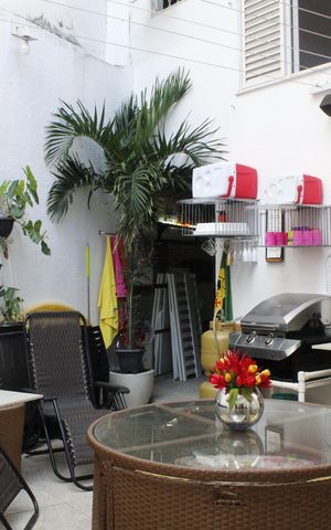 Casa à venda com 450m², 5 quartos e 4 vagasÁrea gourmet