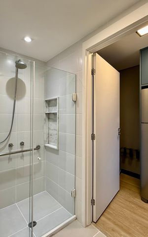 Studio para alugar com 26m², 0 quarto e sem vaga Studio para alugar com 26m², 0 quarto e sem vagaBanheiro