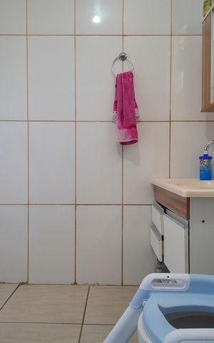 Casa para alugar com 400m², 5 quartos e 6 vagasBanheiro 2