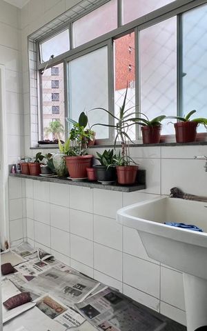 Apartamento à venda com 190m², 3 quartos e 2 vagasÁrea de Serviço
