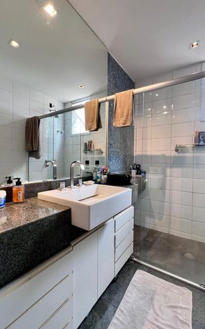 Apartamento à venda com 190m², 3 quartos e 2 vagasbanho
