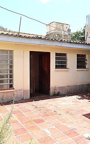 Casa à venda com 160m², 3 quartos e 3 vagasAnexo - Salão de festa