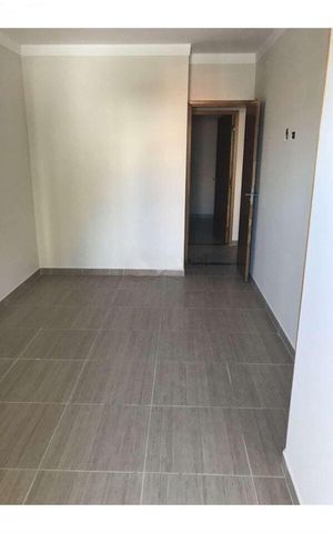 Casa à venda com 98m², 3 quartos e 2 vagas
