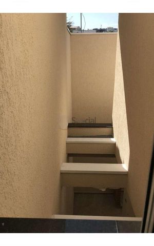 Casa à venda com 98m², 3 quartos e 2 vagas
