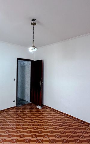 Casa para alugar com 180m², 2 quartos e 2 vagas Casa para alugar com 180m², 2 quartos e 2 vagasQuarto 3