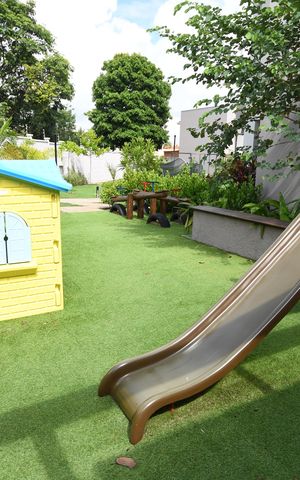 Casa de condomínio à venda com 138m², 3 quartos e 2 vagasÁrea comum - Playground