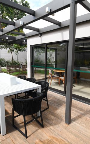 Casa de condomínio à venda com 138m², 3 quartos e 2 vagasÁrea comum - Churrasqueira