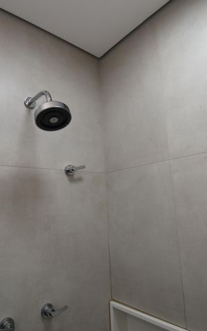 Casa de condomínio à venda com 138m², 3 quartos e 2 vagasBanheiro Suíte 1