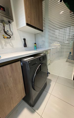 Apartamento à venda com 114m², 2 quartos e 1 vaga Apartamento à venda com 114m², 2 quartos e 1 vagaÁrea de serviço