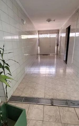 Casa à venda com 130m², 3 quartos e 1 vaga