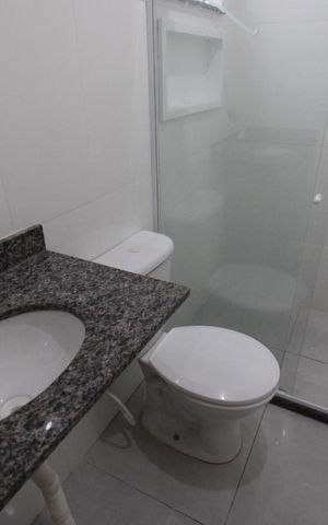 Casa de condomínio à venda com 70m², 2 quartos e 1 vaga Casa de condomínio à venda com 70m², 2 quartos e 1 vagaBanheiro Social