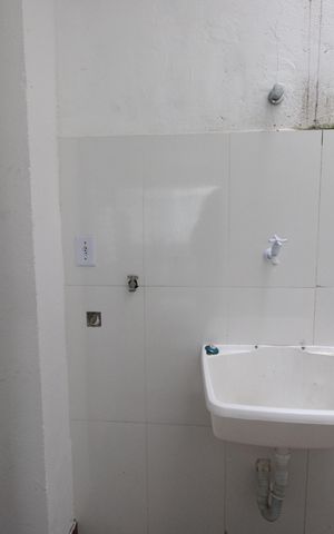 Casa de condomínio à venda com 70m², 2 quartos e 1 vagaÁrea de serviço