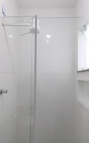 Casa de condomínio à venda com 70m², 2 quartos e 1 vagaBanheiro da suíte