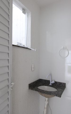 Casa de condomínio à venda com 70m², 2 quartos e 1 vagaLavabo