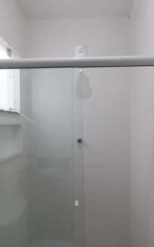 Casa de condomínio à venda com 70m², 2 quartos e 1 vagaBanheiro social