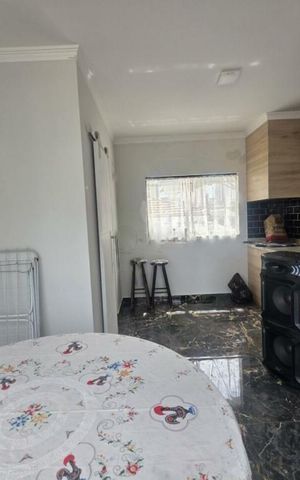 Casa à venda com 145m², 2 quartos e 2 vagas